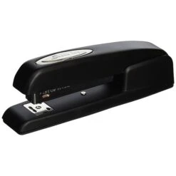 Swingline 747 Metal Desktop Stapler, 25 Sheet Capacity, Black (74732)